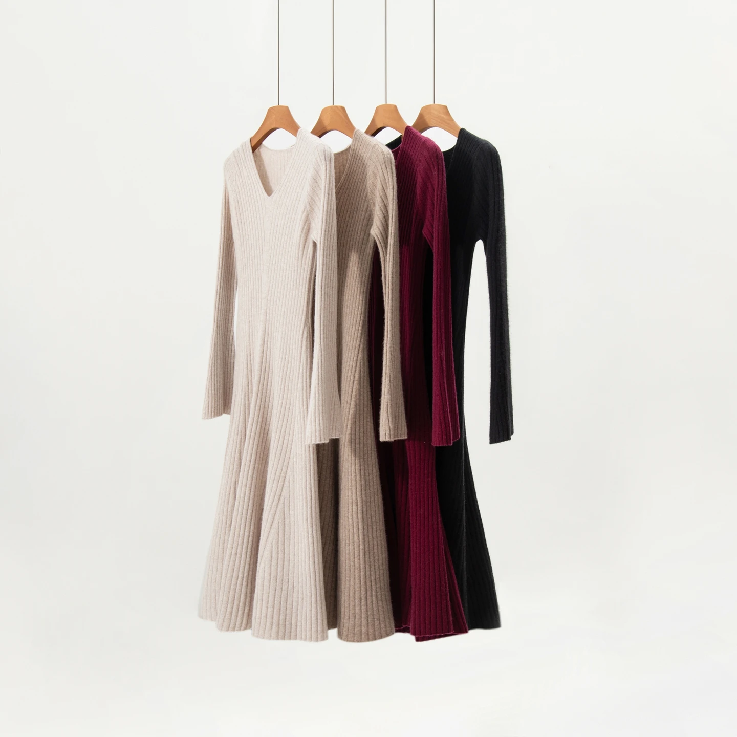 

Women‘s 100% Cashmere Pullover Dress Autumn Winter V-neck Slim Fit Knee-Length Skirt Knit Flare Sleeves Intellectually Generous