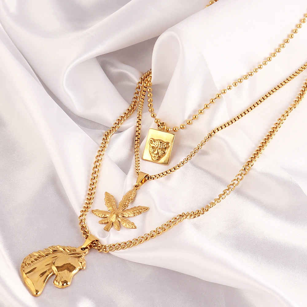 Hip Hop Stainless Steel Pistol Pendant Necklace For Women Personality Punk Maple Leaf Charms Chain Necklaces Jewelry Gifts