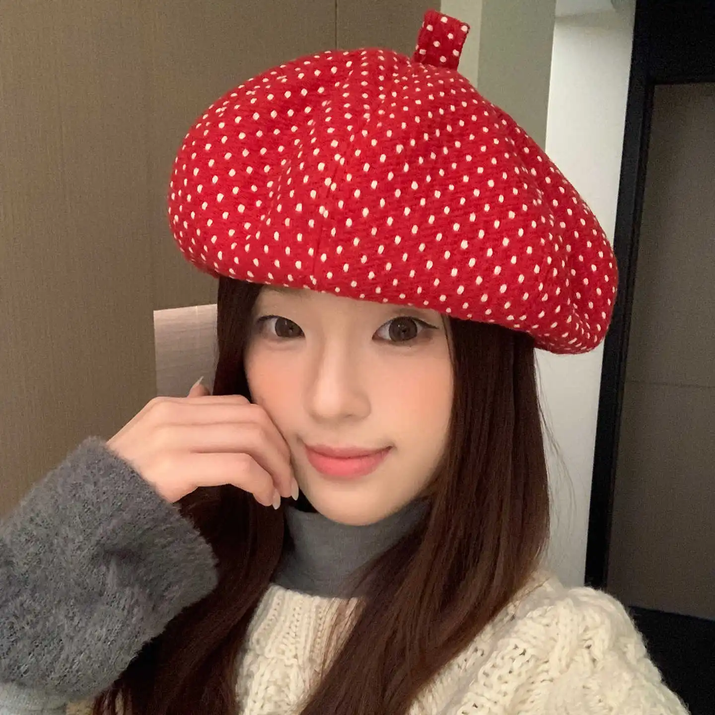 Korean Big Head High-End Red Polka Dot Beret Hats for Women Warm Winter JK Newsboy Octagonal Painter Cap Sombreros De Mujer