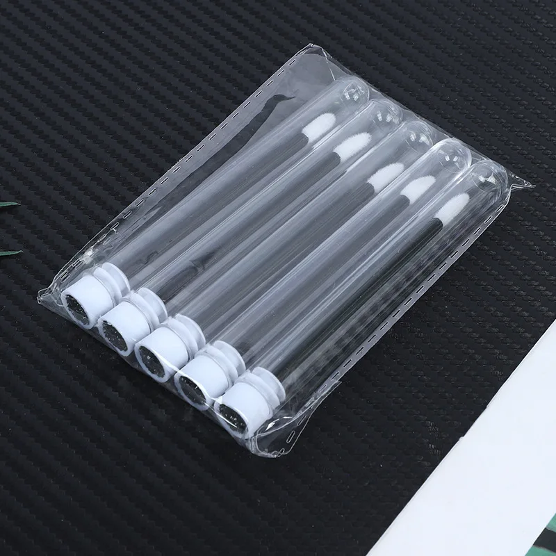 Wholesale 50-piece lip brush set suitable for applying lipstick reusable lip applicators, disposable lip sticks and lip smudgers