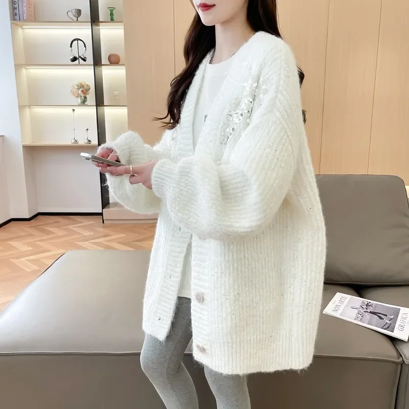 

2025 NEW Embroidered Sequins Women's Knitted Cardigan Coat Loose Outerwear V-neck Casual Tops Lady Sweater Jackets Autumn Winter