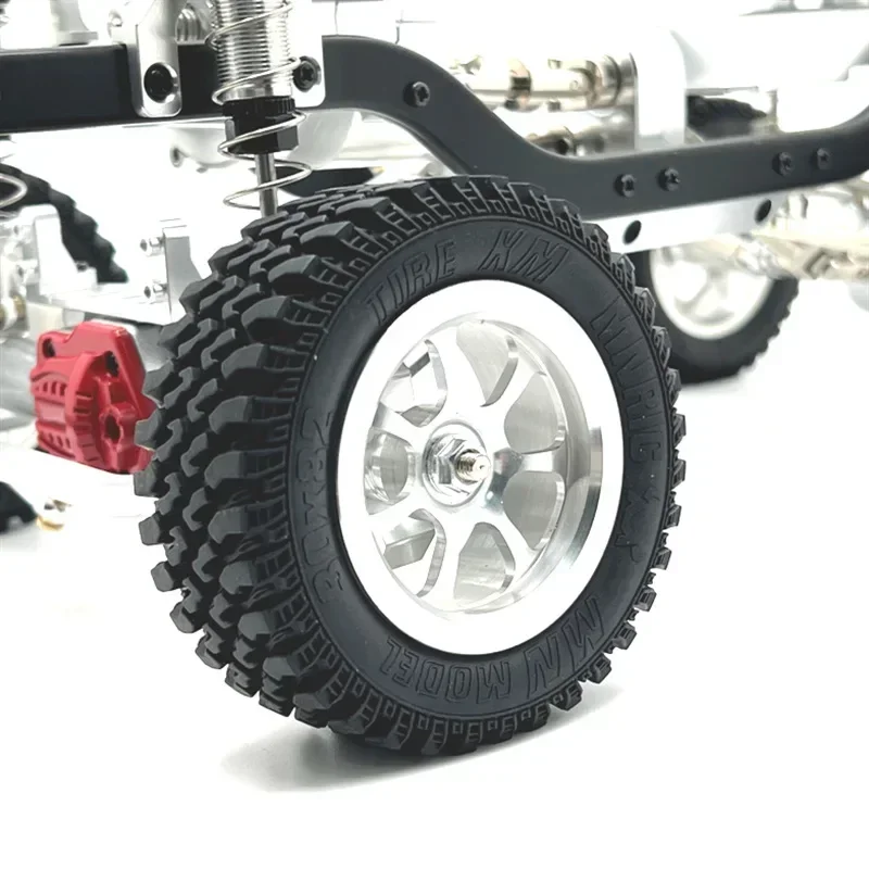 MN Modello 1/12 MN128 MN86 G500 RC Auto da arrampicata a quattro ruote motrici Parti di aggiornamento Ruota in metallo Dispositivo combinato di pneumatici Dispositivo di arrampicata Pneumatico