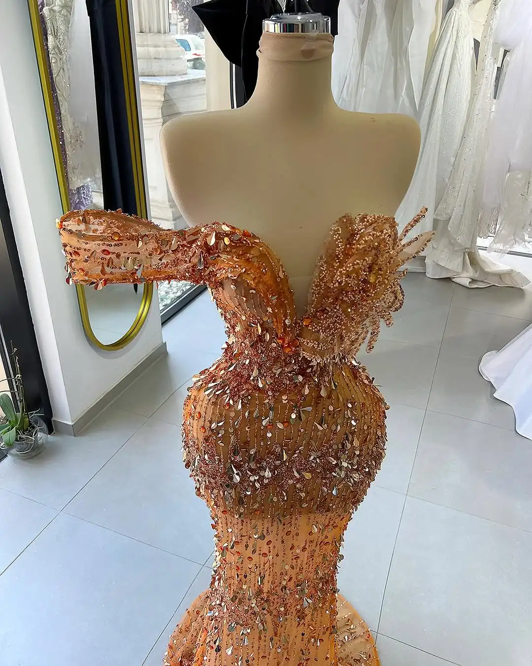 

Aso Ebi Customized Orange Mermaid Evening Dresses One-Shoulder Crystal Beading Wedding Party Gowns