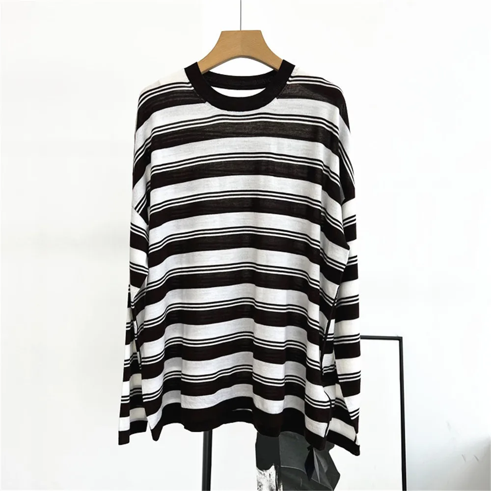 

25 Early Autumn Women's Round Shoulder Long Sleeved Contrasting Striped Loose Wool Knitted Base Sweater