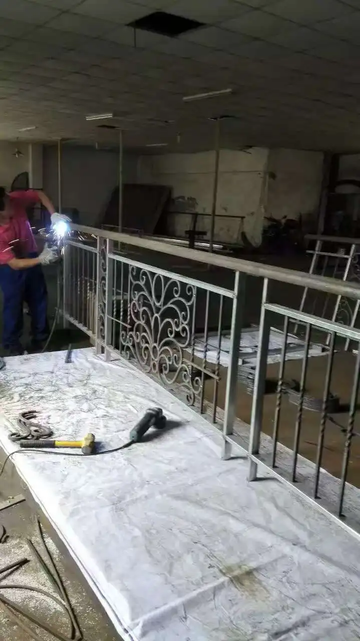 Fancy Wrought Iron Balustrade Balcony Railing Staircase Metal Zinc Steel Balcony Railing Sizes & Powder Coating Colors