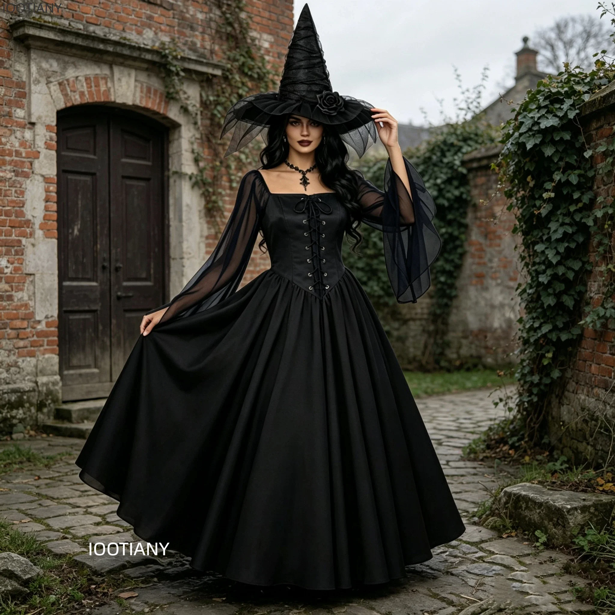 Schwarzes Gothic-Hexenkostüm-Set für Damen, Kleid mit transparenten Netzärmeln, Korsett vorne, floraler Tüll-Hexenhut, Halloween-Cosplay-Kostüm