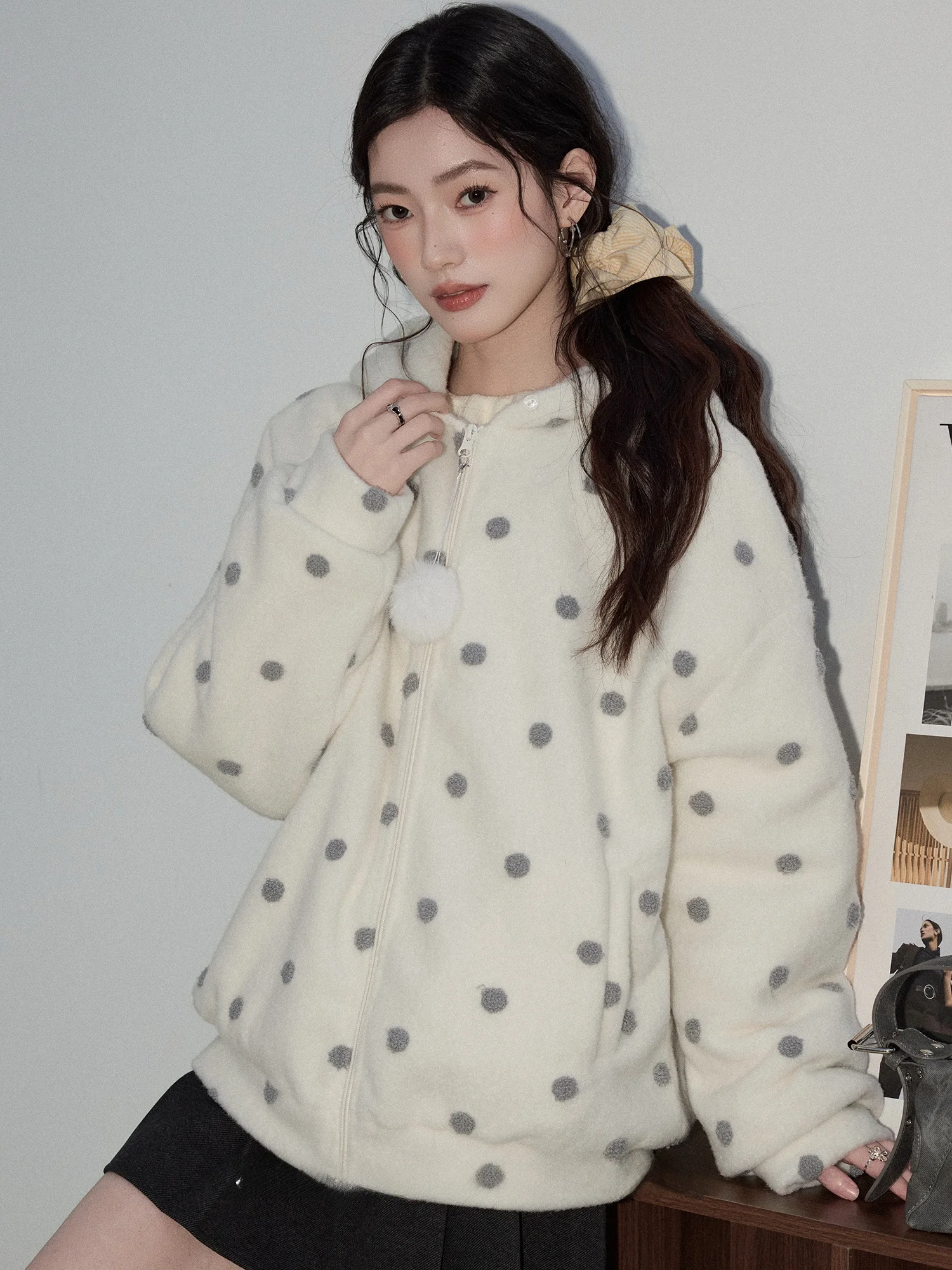 

Корейская женская утепленная куртка из овечьего меха, осенне-зимняя новинка, повседневное свободное пальто с капюшоном для женщин