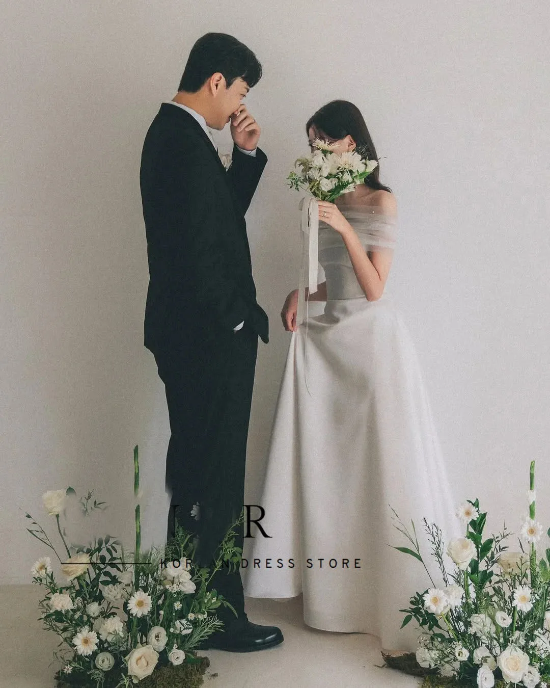 

ML Customized Simple New Korean Wedding Dresses Boat Neck A Line Bridal Party Gown Photo Shoot Prom Dresses for Bride