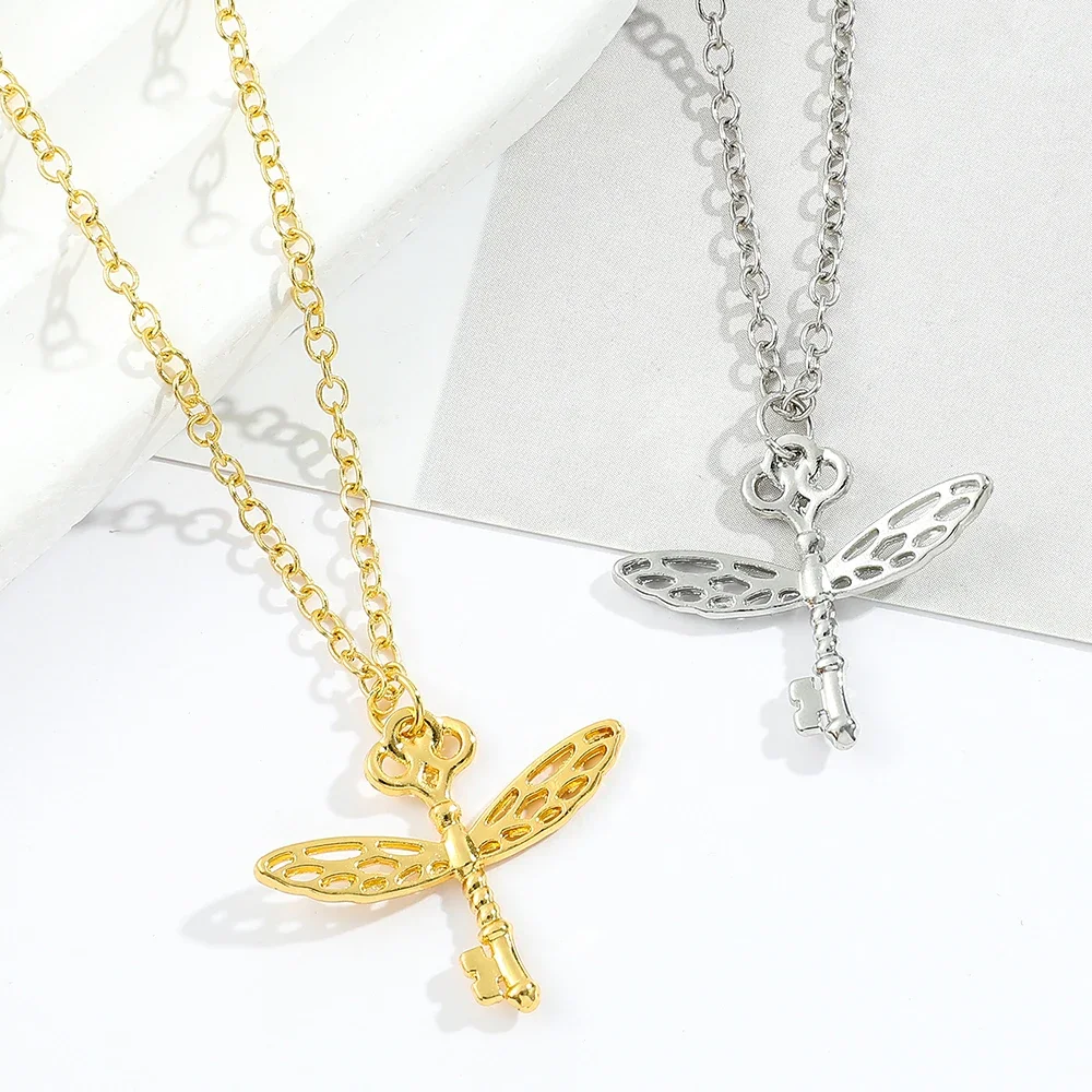 Harries Winged Key Magic Necklace Simple Clavicle Chain Halter for Women Movie Peripheral Jewelry Accessories Fashion Gift