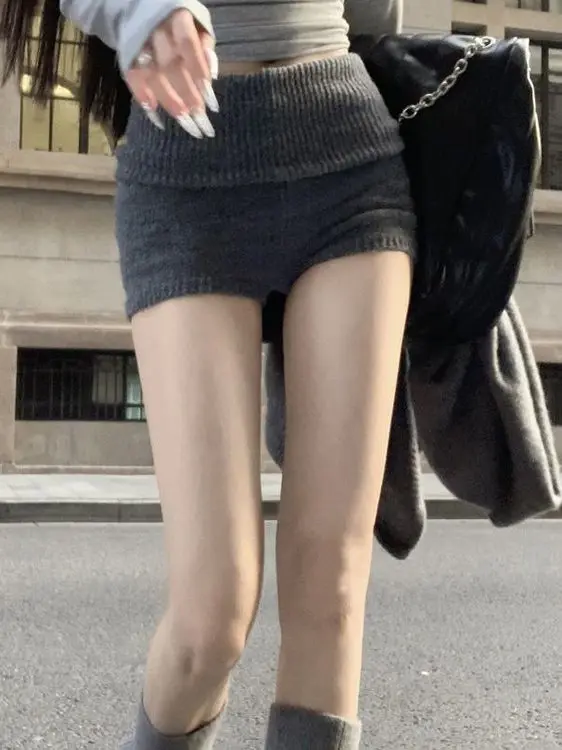 

Утепленные вязаные шорты с высокой талией для женщин, облегающие повседневные брюки, осенне-зимняя новинка, стильный ретро-дизайн, простой и элегантный дизайн