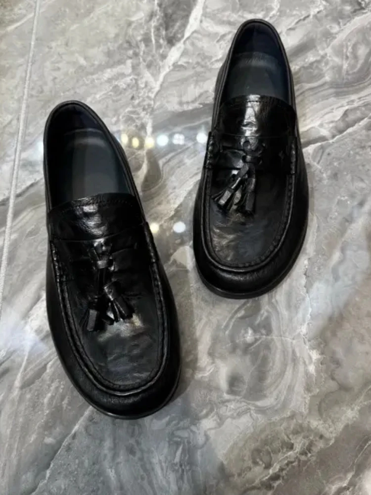 

Высококачественные кожаные мужские повседневные туфли: удобные, модные, молодежные, с круглым носком, на среднем каблуке, с резиновой подошвой, износостойкие.