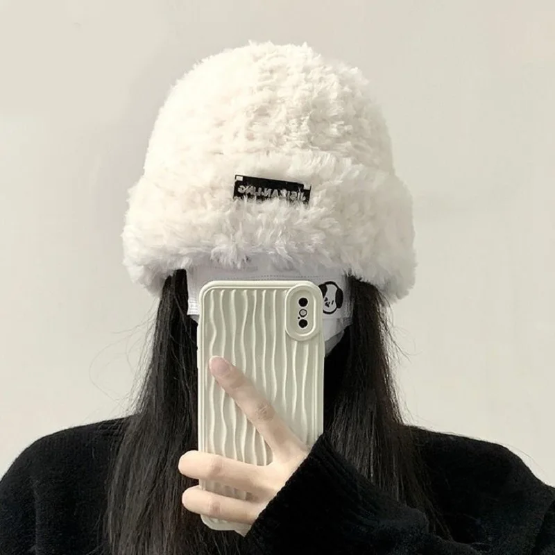 Gorro de punto para mujer, cubierta de cabeza de punto versátil, cara pequeña, cálido y blanco, sombrero frío de felpa, cabeza grande C, nuevo, Otoño e Invierno