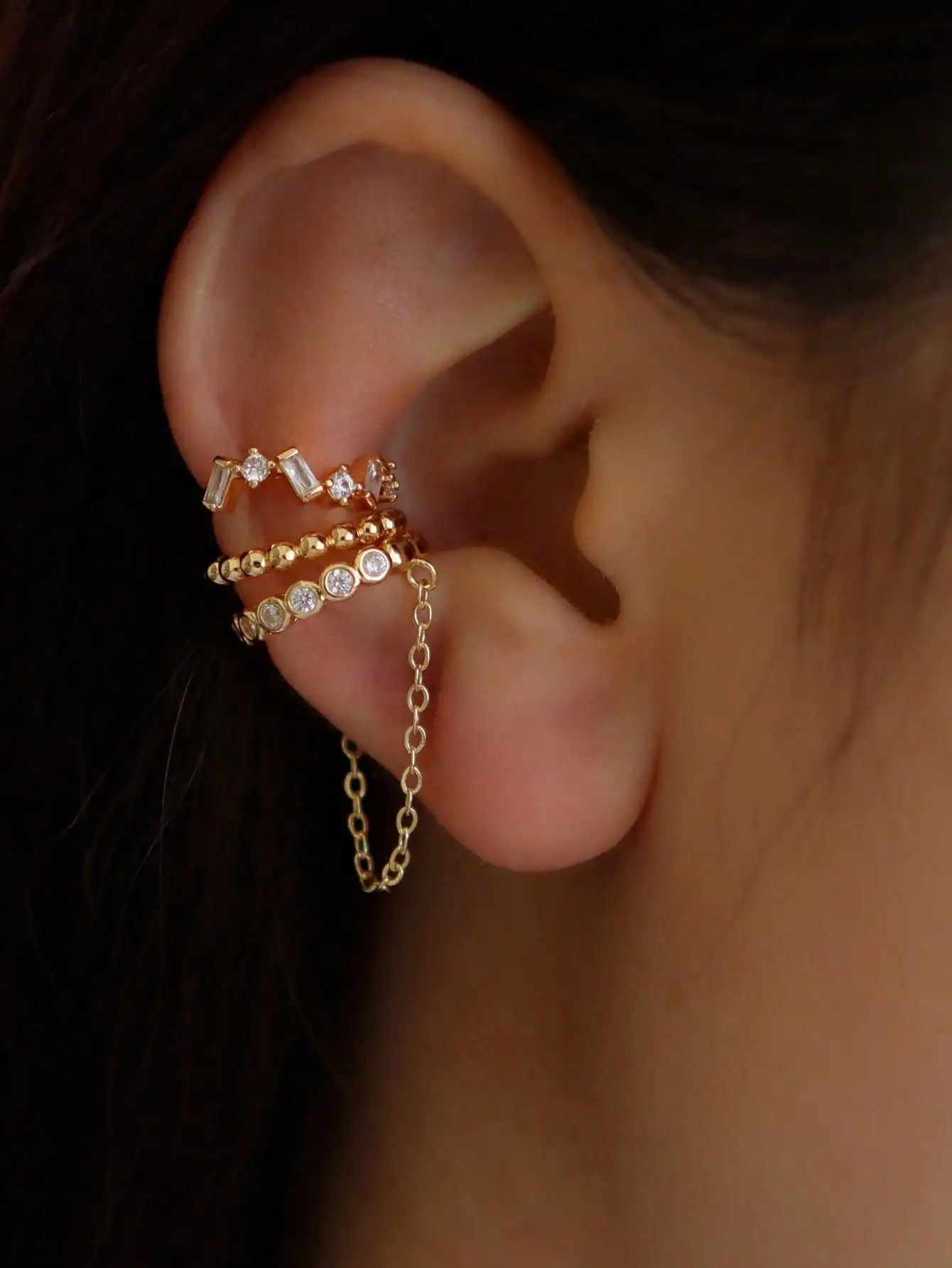 

Набор из 3 золотистых клипсов-серёг с кубическим цирконием для женщин, многослойные серьги для повседневной носки, свиданий и вечеринок