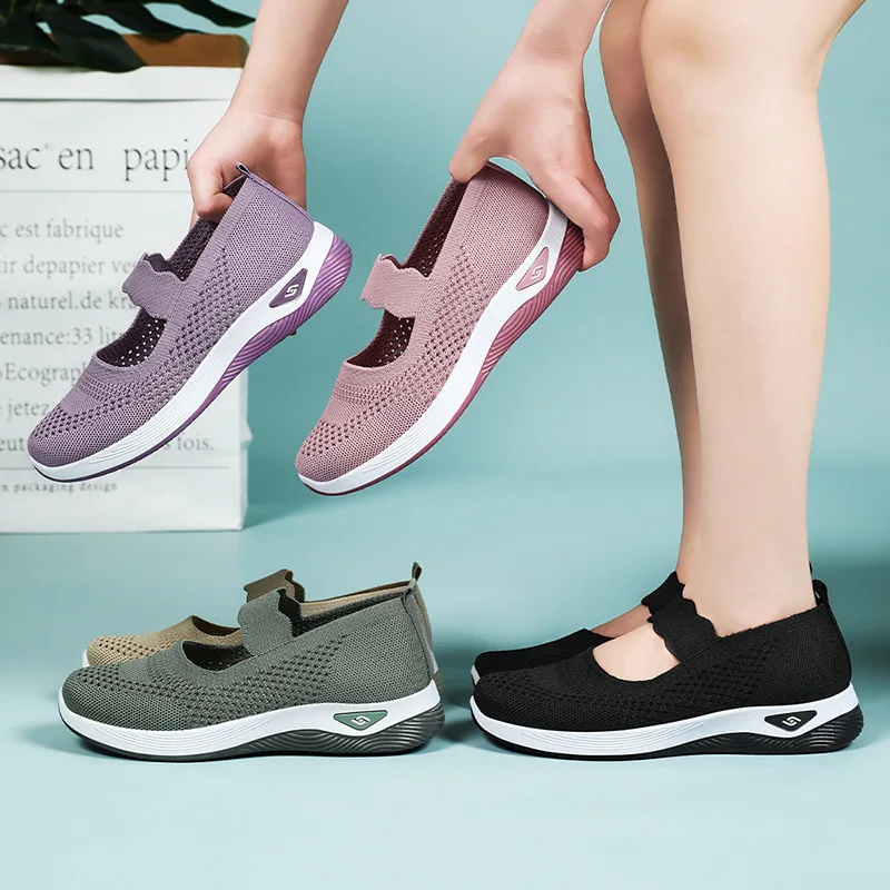 Women\'s 2024 Summer New Mom\'s Shoes Breathable Old Beijing Cloth Shoes Lightweight and Breathable Walking Shoes