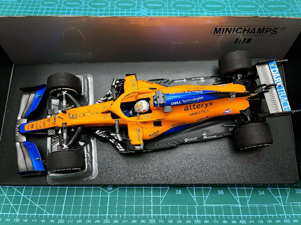 

Minichamps 1:18 F1 MCL35M Ricciardo Italy 2021 Simulation Limited Edition Resin Metal Static Car Model Toy Gift