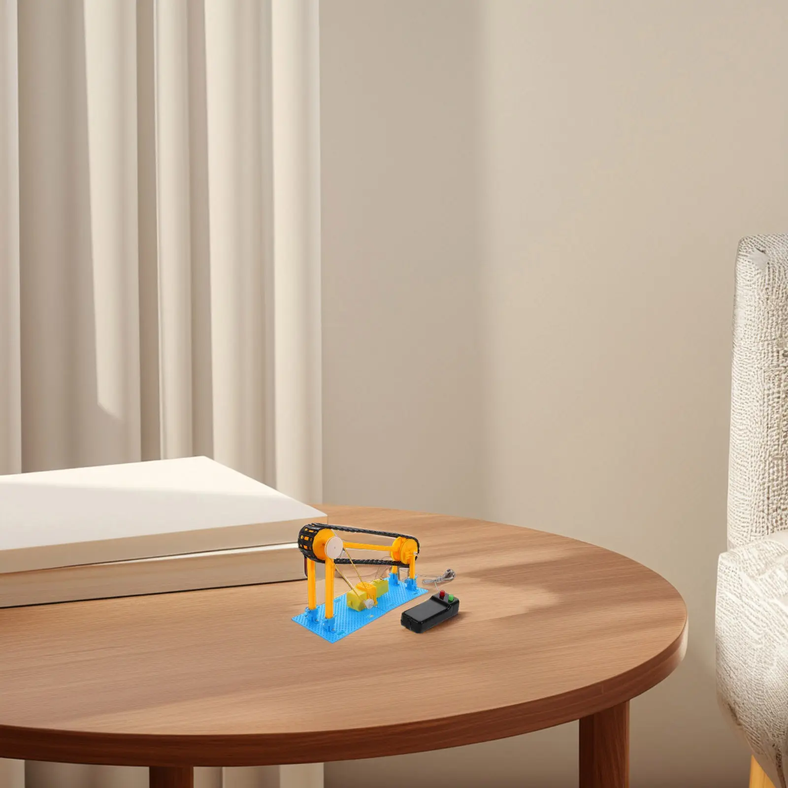 

Набор для сборки конвейерной ленты своими руками: научно-технический эксперимент, образовательный STEM-проект, мини-учебное пособие