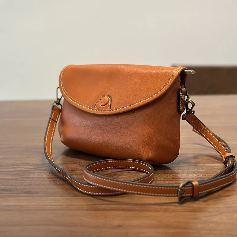 

Johnature Summer Mobile Phone Bag 2025 New Genuine Leather Retro Small Bag Versatile Women's Shoulder Crossbody Bags