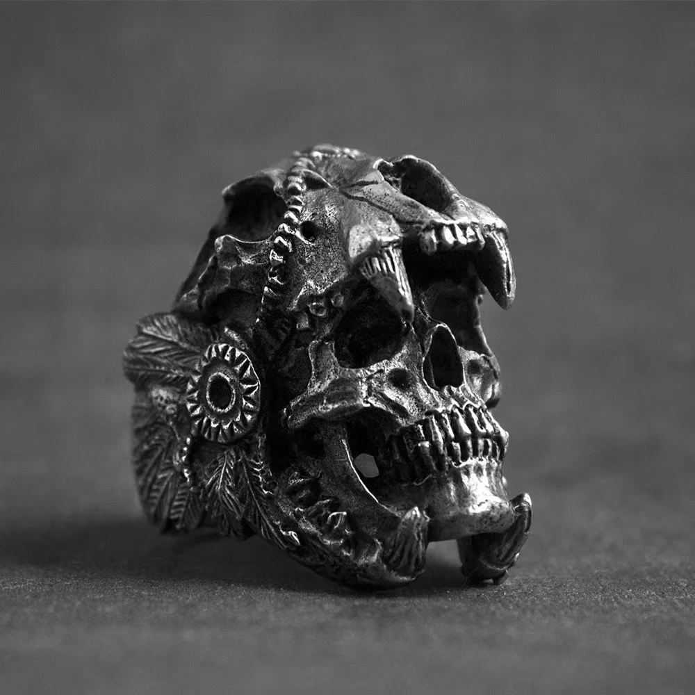 Skull Ring Men and Women Personality Retro Devil Ring Punk Style Ghost Head Ring or Men Women's Party Decoration Gift Wholesale