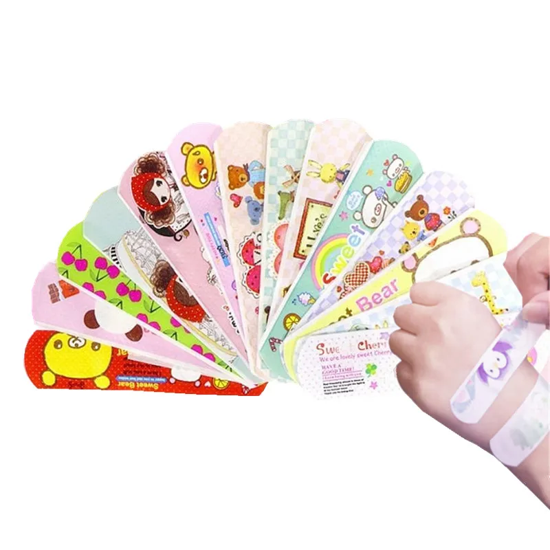 100 pçs/set dos desenhos animados kawaii band aid tiras primeiros socorros curativo gesso remendo da pele fita adesiva bandagens woundplast