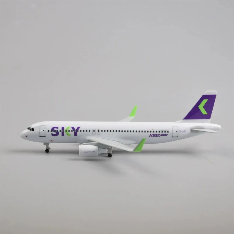 

a320 sky airlines 1 400 model planes 20cm Chilean airbus a320 Metal Replica aircraft model With Landing Gear Aviation Simulation