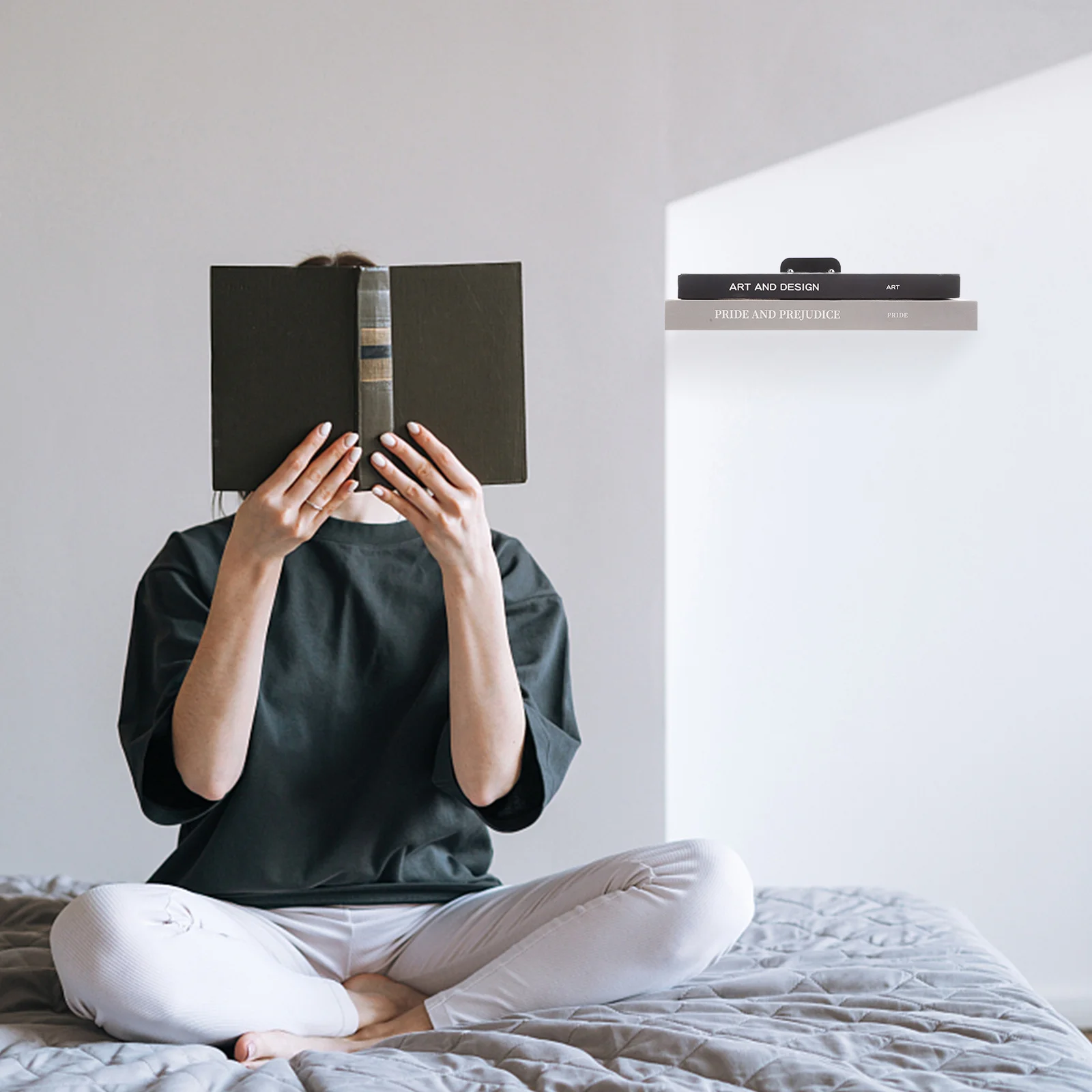 

Invisible Floating Bookshelf Stainless Steel Wall Mounted Book Holder Space Saving Wall Shelf for Living Room Bedroom Decor