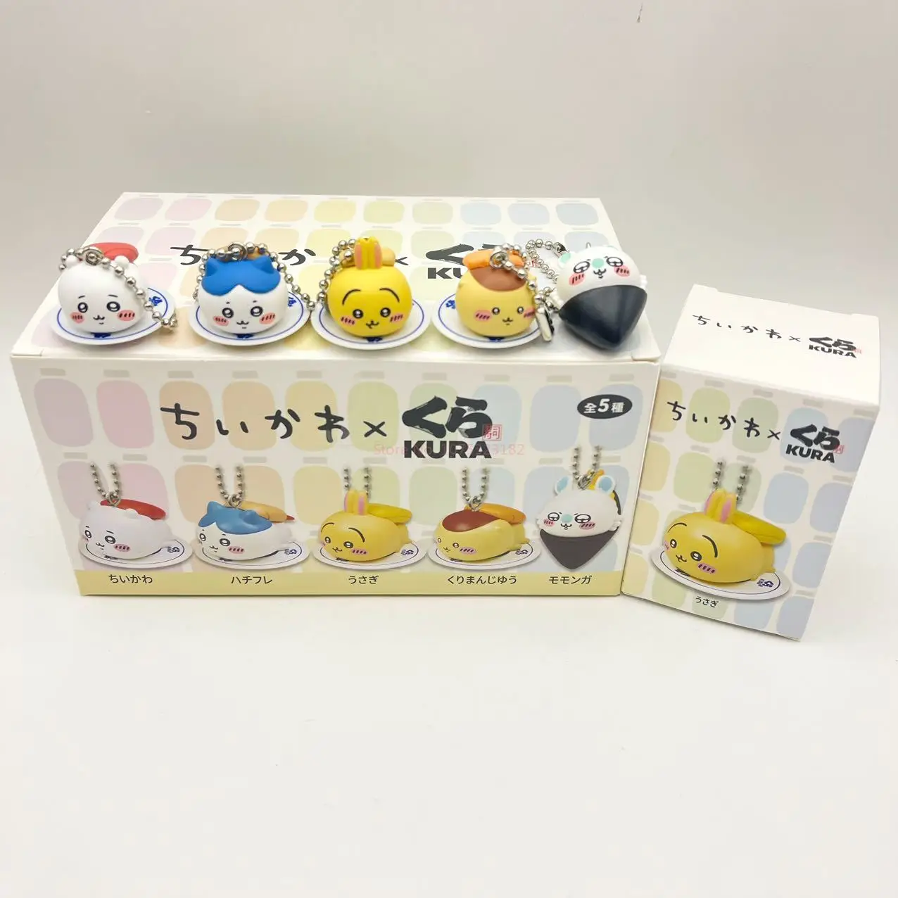 อะนิเมะ Kawaii Self-Abrecating Bear Chikawa Hachiware ซูชิ Gashapon พวงกุญแจ Usagi Momo กล่องจี้ตกแต่งกล่องตาบอดของขวัญ