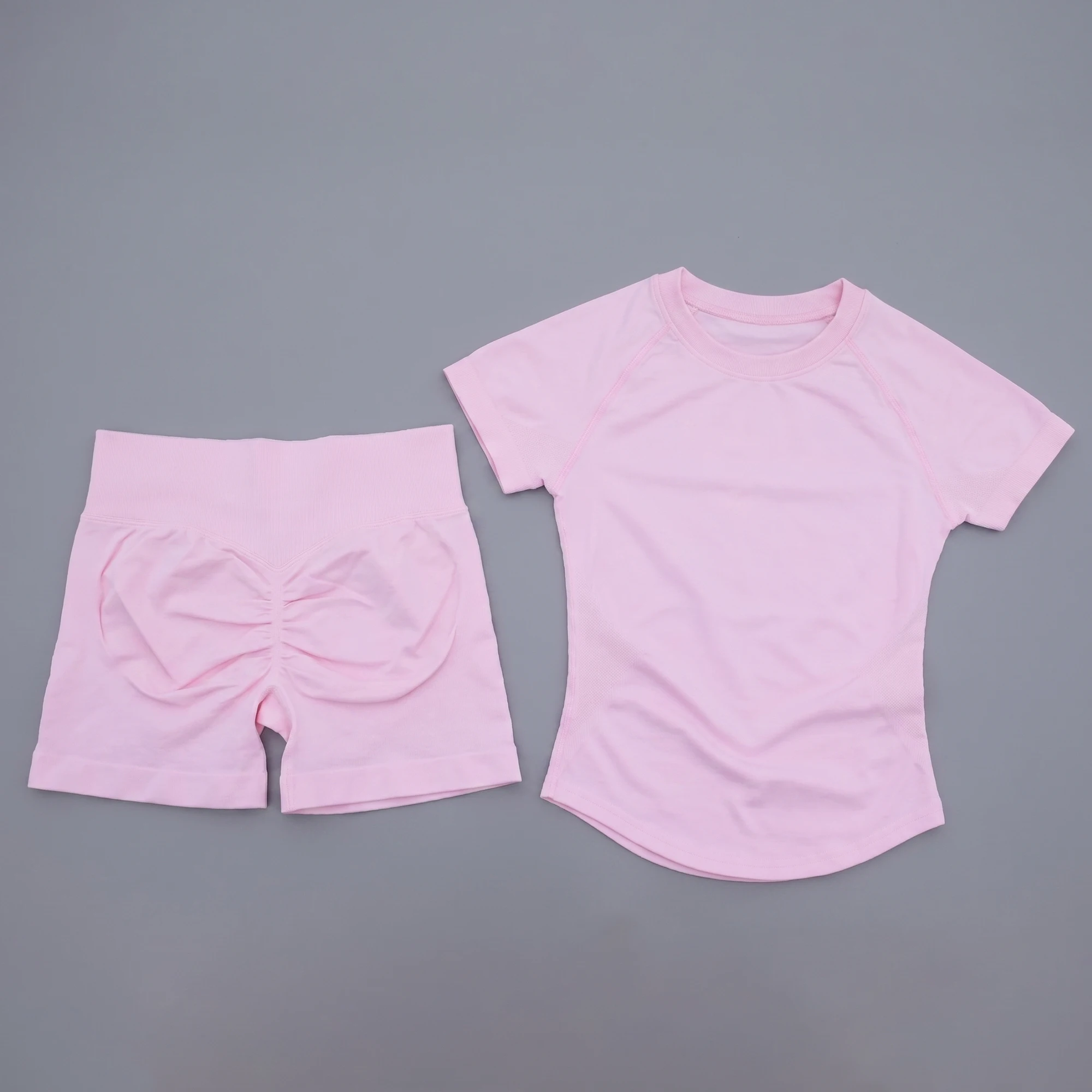 4 Pink