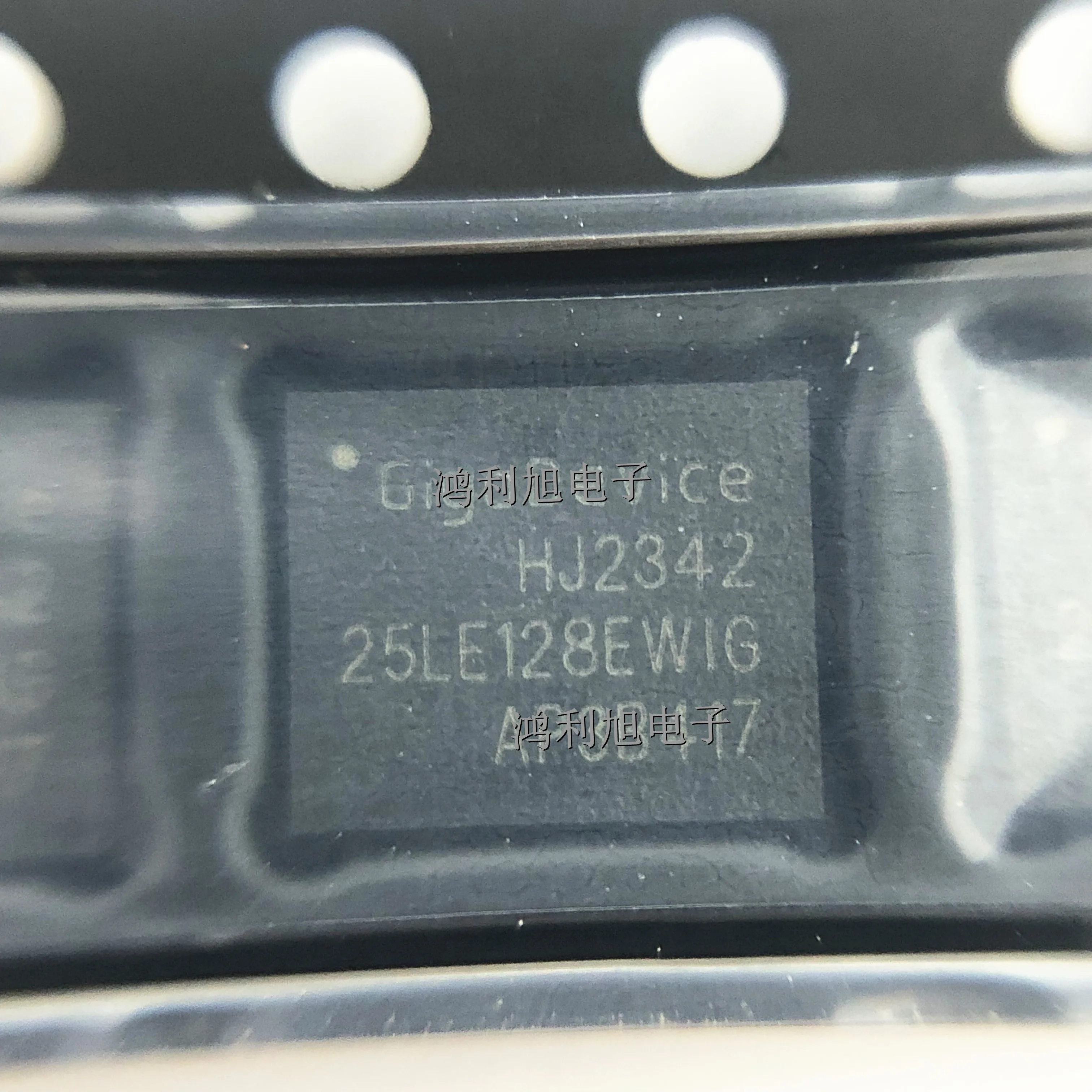 5pcs/Lot GD25LE128EWIGR WSON-8 25LE128EWIG NOR Flash 128 Mbit SPI Operating Temperature:- 40 C-+ 85 C
