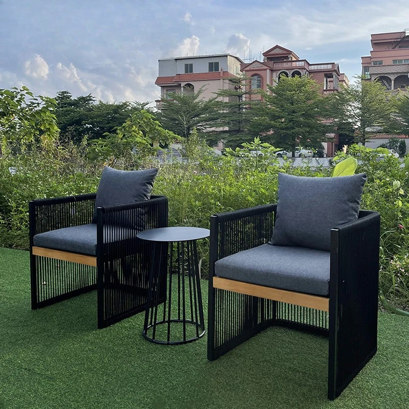 Nordic Outdoor-Freizeit-Rattan-Tische und Stühle, Innenhof, Balkon, einzelne Freizeit