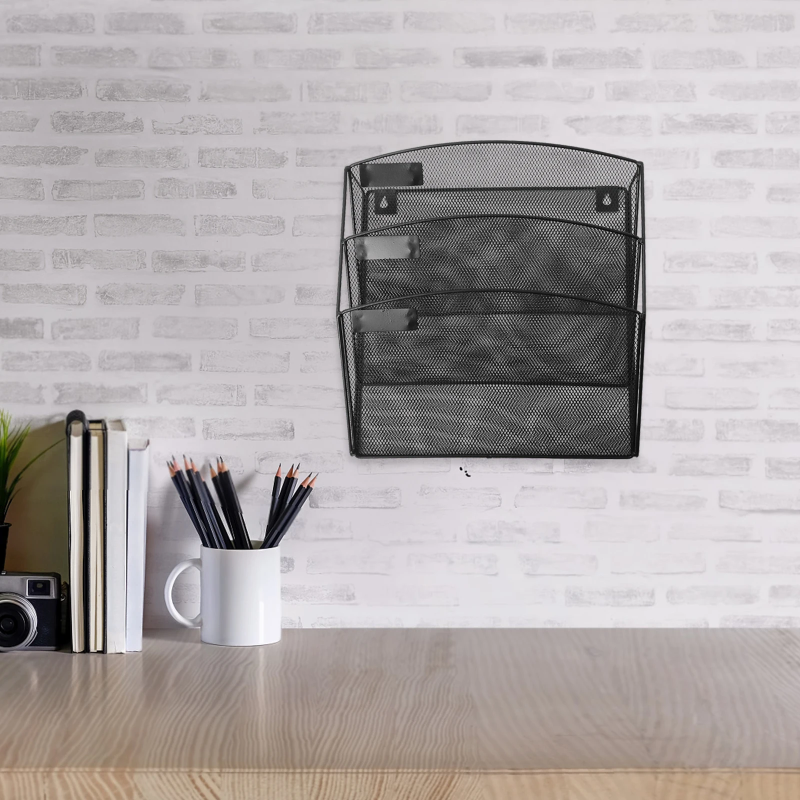 Soporte colgante Vertical de pared multicapa para oficina, estante de almacenamiento para carpetas, soporte montado en la pared, organizador de carpetas de puerta de Metal