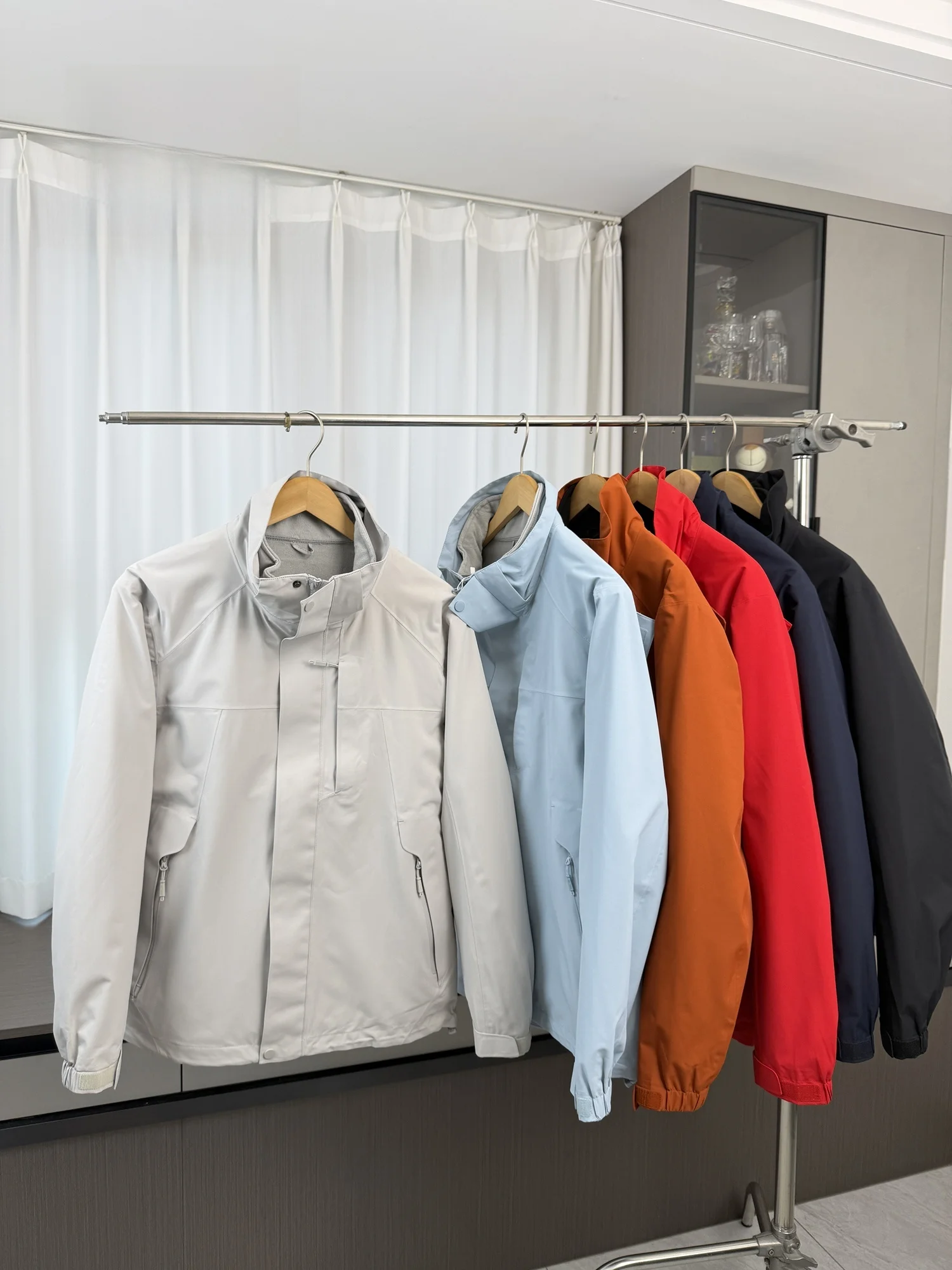 Waterproof Windproof Three-in-One Men's Softshell Jacket Casual Style Long Sleeve Zipper Closure Hooded Coat Hiking Outdoor C...