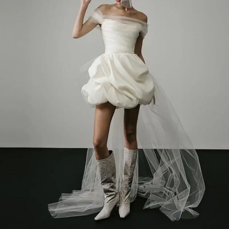 Nowe Eleganckie Lekkie Suknie Ślubne dla Kobiet Białe Seksowne Mini Sukienki Ślubne z Siateczkowym Trenem Luksusowe Sukienki na Przyjęcia Vestidos