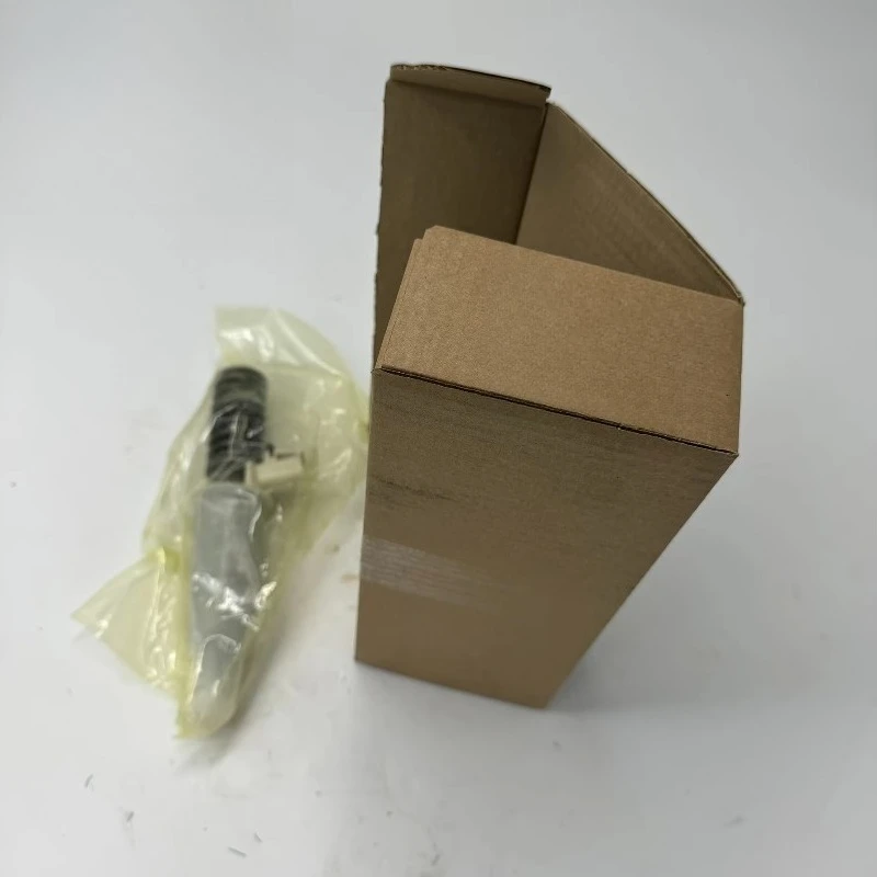 

Hot-selling VOE21569200 21569200 VOE EC360 EC460 FH13 Common Rail Nozzle Fuel Injector Assembly for VOE Trucks