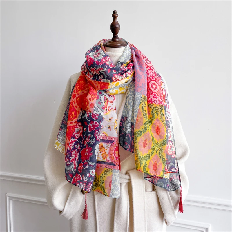 

Luxury Ethnic Style Cotton Scarf for Women Floral Tassel Headscarf shawl Linen Travel Handkerchief Wrap Ventilate Muslim Hijab