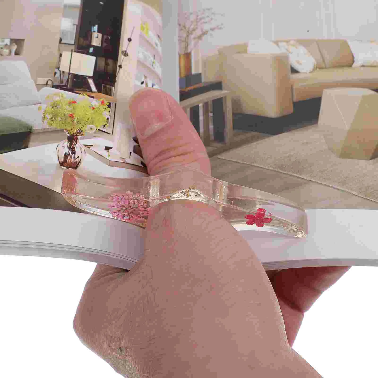 

Flower Ring Bookmark Thumb Holder Household Page Spreader Reading Accessories Portable Bookmarks