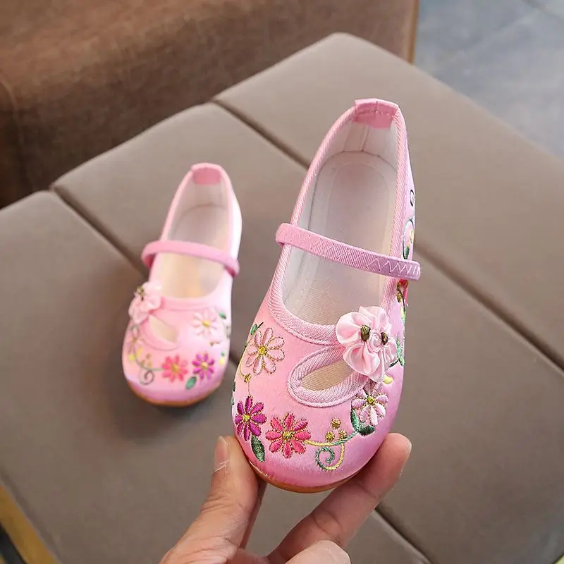 Chinese Style Girls Embroidered Shoes for Kids Flower Floral HanFu Shoes Children Soft Rubber Traditional Cloth Shoes