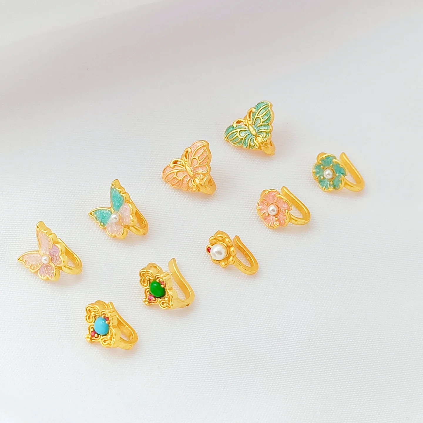 

Diy Copper Plated 18K Sand Gold Oil-drip Butterfly Flower Tail Clasp, Lapel Clasp, Necklace Accessory