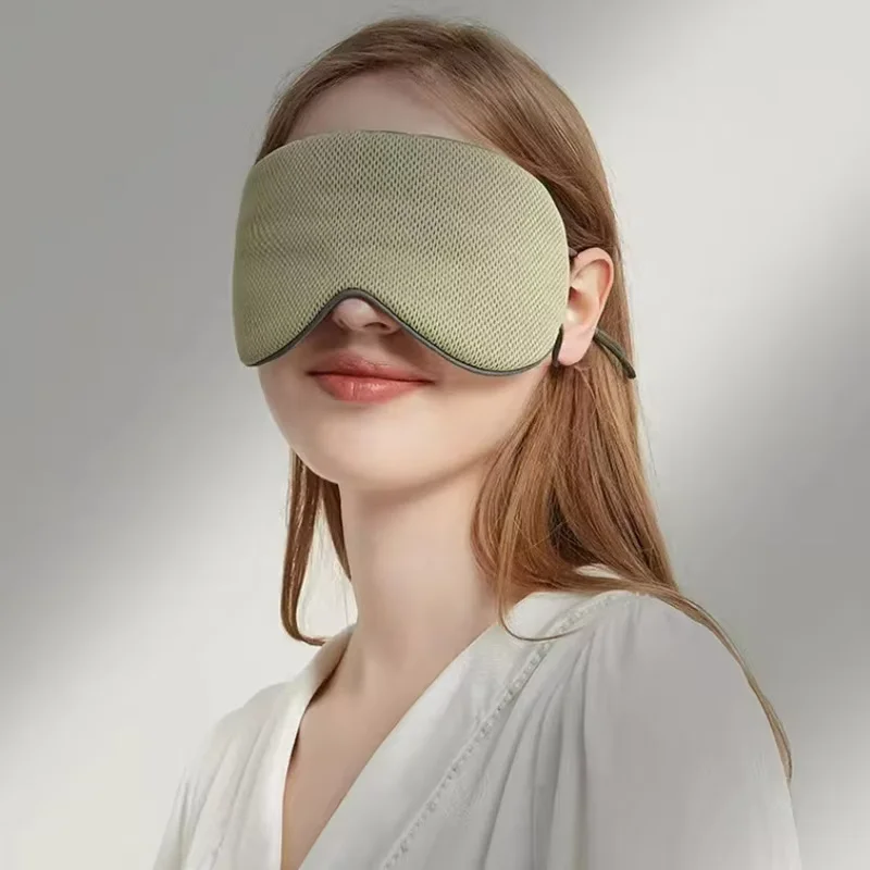 

Korean-style ice silk sleeping eye mask, warm and cool dual-use, adjustable travel light-blocking breathable eye mask.