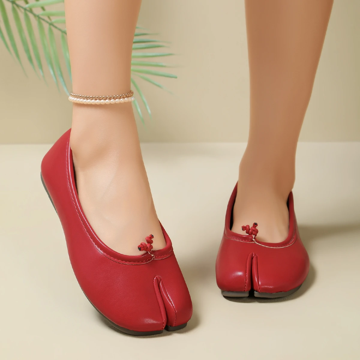 2026 New Shoes Women Spring Autumn Walking Lazy Loafers Casual Girls Dance Shoes Soft Leather Split Toe Women Tabi Ballet Flats
