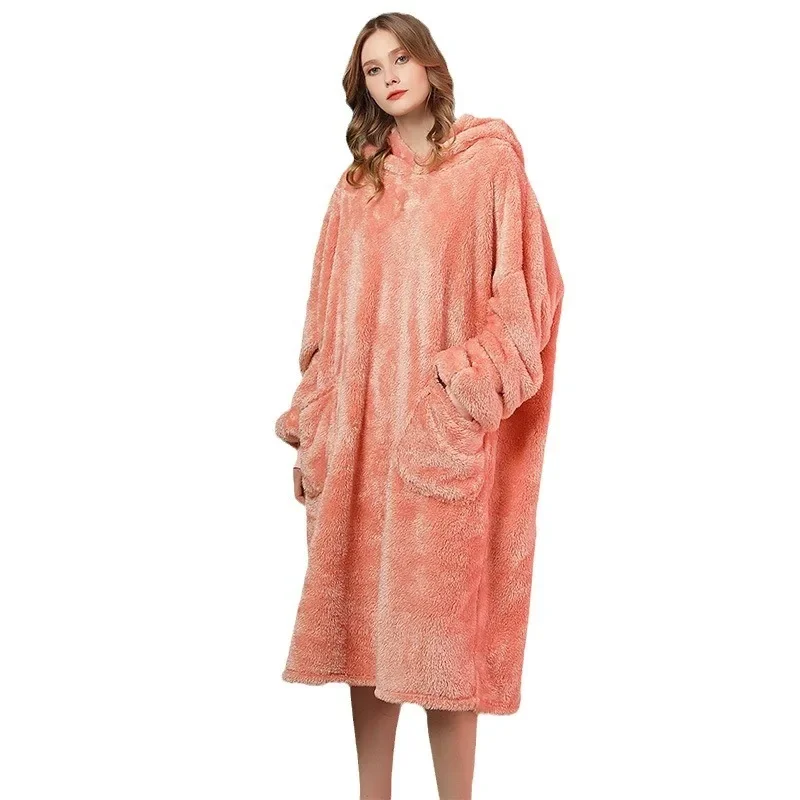 Autumn and Winter Hooded Loose Lazy Blanket Men and Women Plus Size Flannel Pajamas Top Can Be Worn As Outerwear Home Clothes