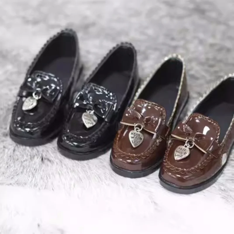 

BJD 1/3 Toys, простые кружевные повседневные куклы с квадратным носком, глянцевые коричневые, черные кожаные туфли для девочек, милые подарки, аксессуары для кукол