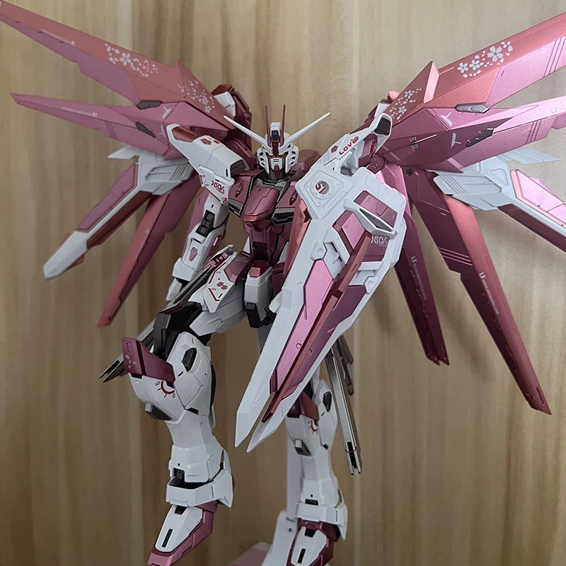 Bandai Freedom Gundam Action Figure MG Pink Sakura 2.0 Freedom Gundam Model Kit Collection Toy Paint Metallic Color