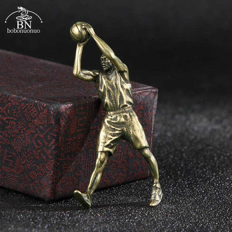 Retro Brass Basketball Superstar Classic Shooting Posture Miniatures Figurines Souvenir Gifts For Fans Key Chain Pendant Jewelry