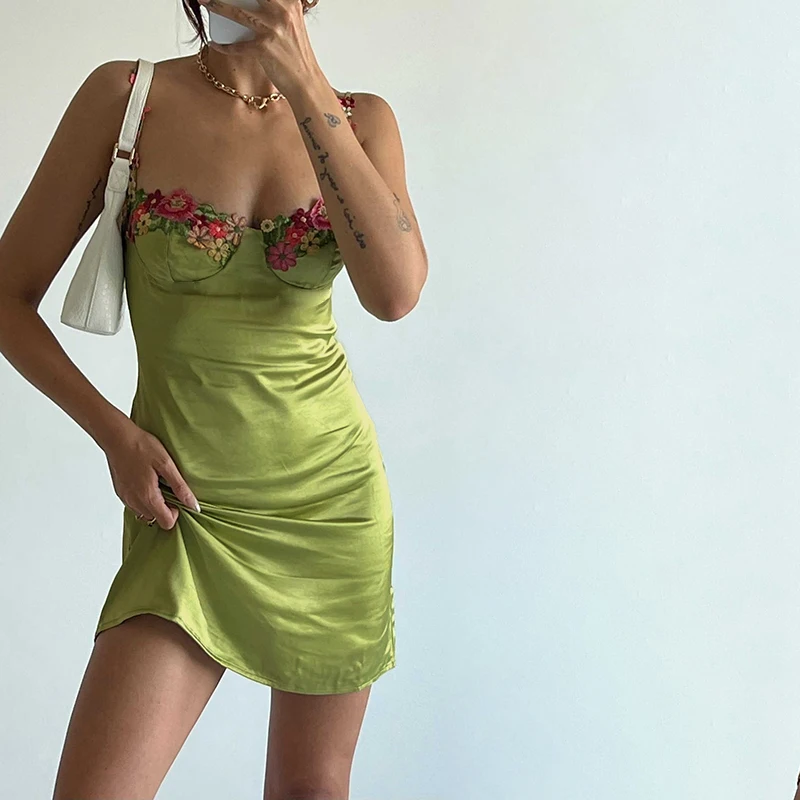 Sexy FloralEmbroidery Slip Dress Women Bodycon Female Mini Dresses 2023 Spring Sexy Slim Chic Beach Style Lady Vestidos JY22601