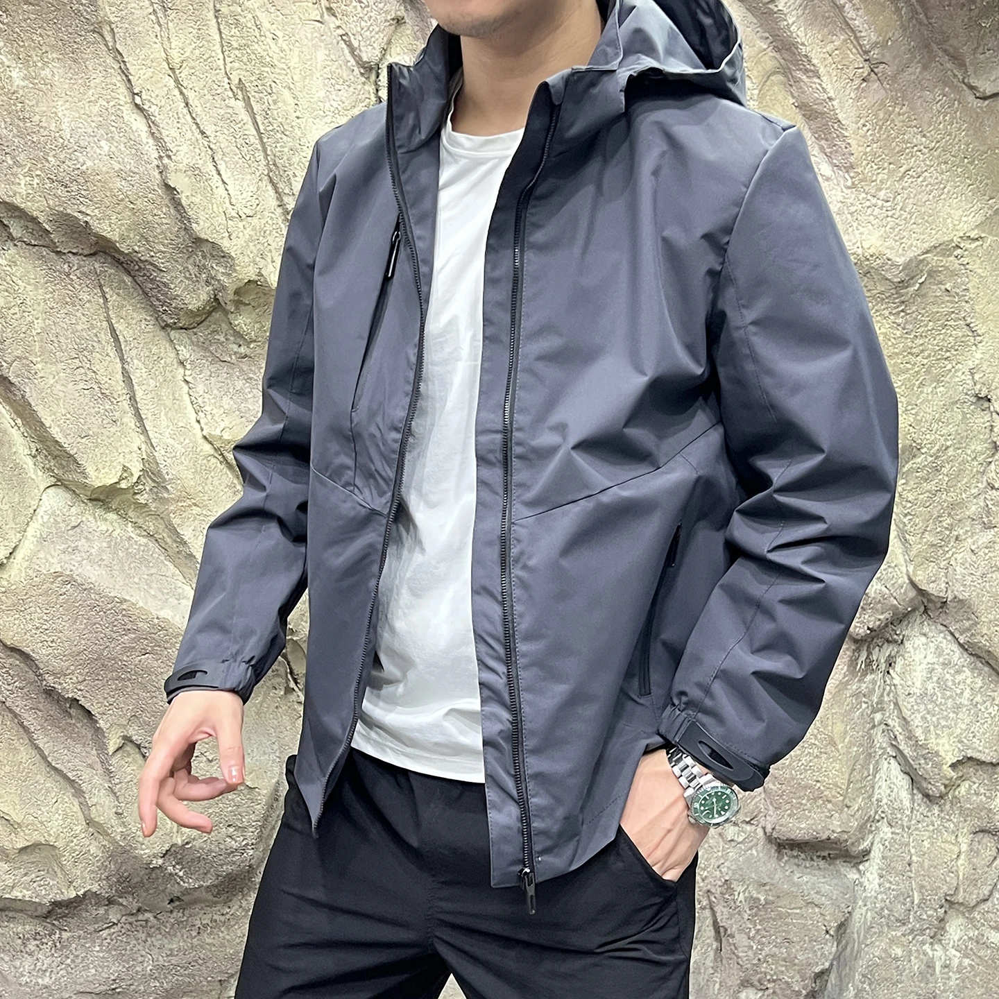Outdoor Men's Breathable Soft ell Jaet New Autumn Arrival Windproof Waterproof Silver Ion Heat Reflection Hooded Fce J...