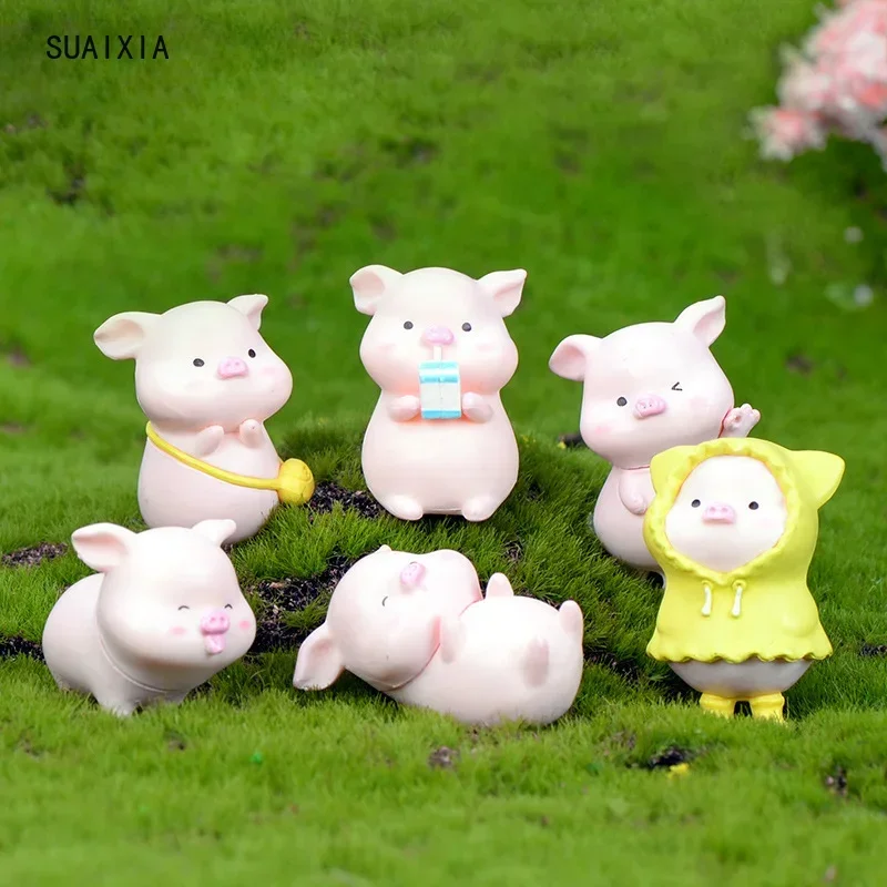 6pcs Micro Landscape Resin DIY Small Ornaments, Yellow Raincoat, Pig Endorsement Bag, Plastic Animal Cute Handicraft