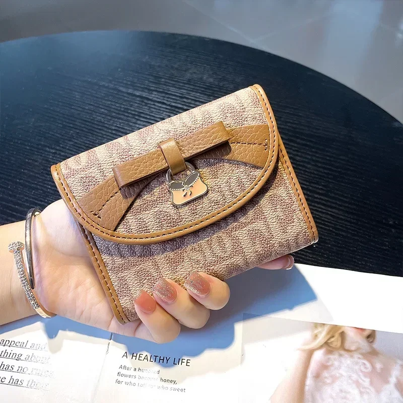 Purse women's short simple new three-fold leather wallet multi-card card bag niche design printed square purse for women