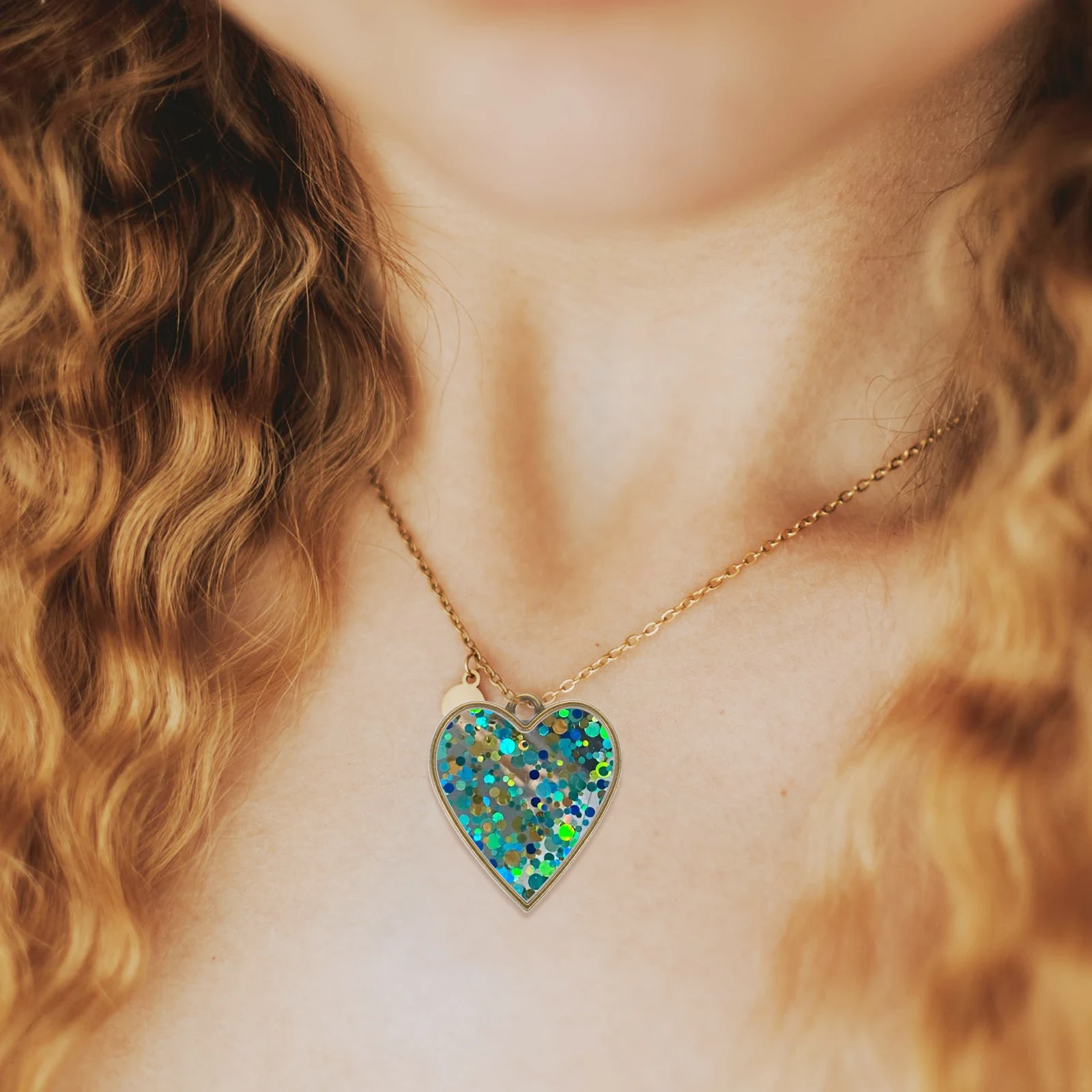

50 Pcs Resin Border Pendant Open Bezel Pendants for Heart-shaped Jewelry Bezels Jewellery Making Trays