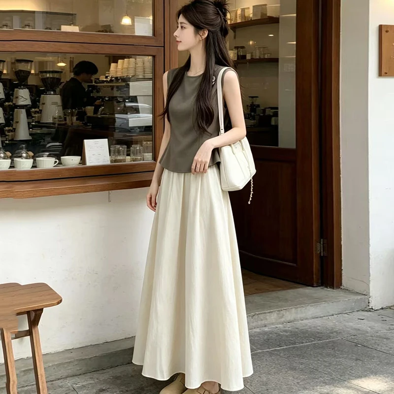 2026 Summer Gentle Flower Waist Cinching Vest Skirts Sets for Women Korean Loose T-shirt Dress Sets Slim Fit and Slimming Tops