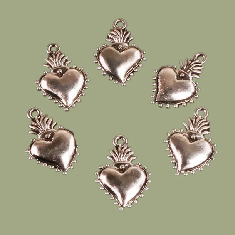 15pcs Silver Plated Three Dimensional Mexican Sacred Heart Pendant DIY Charm 3D Catholic Bracelet Earrings Jewelry Crafts Making